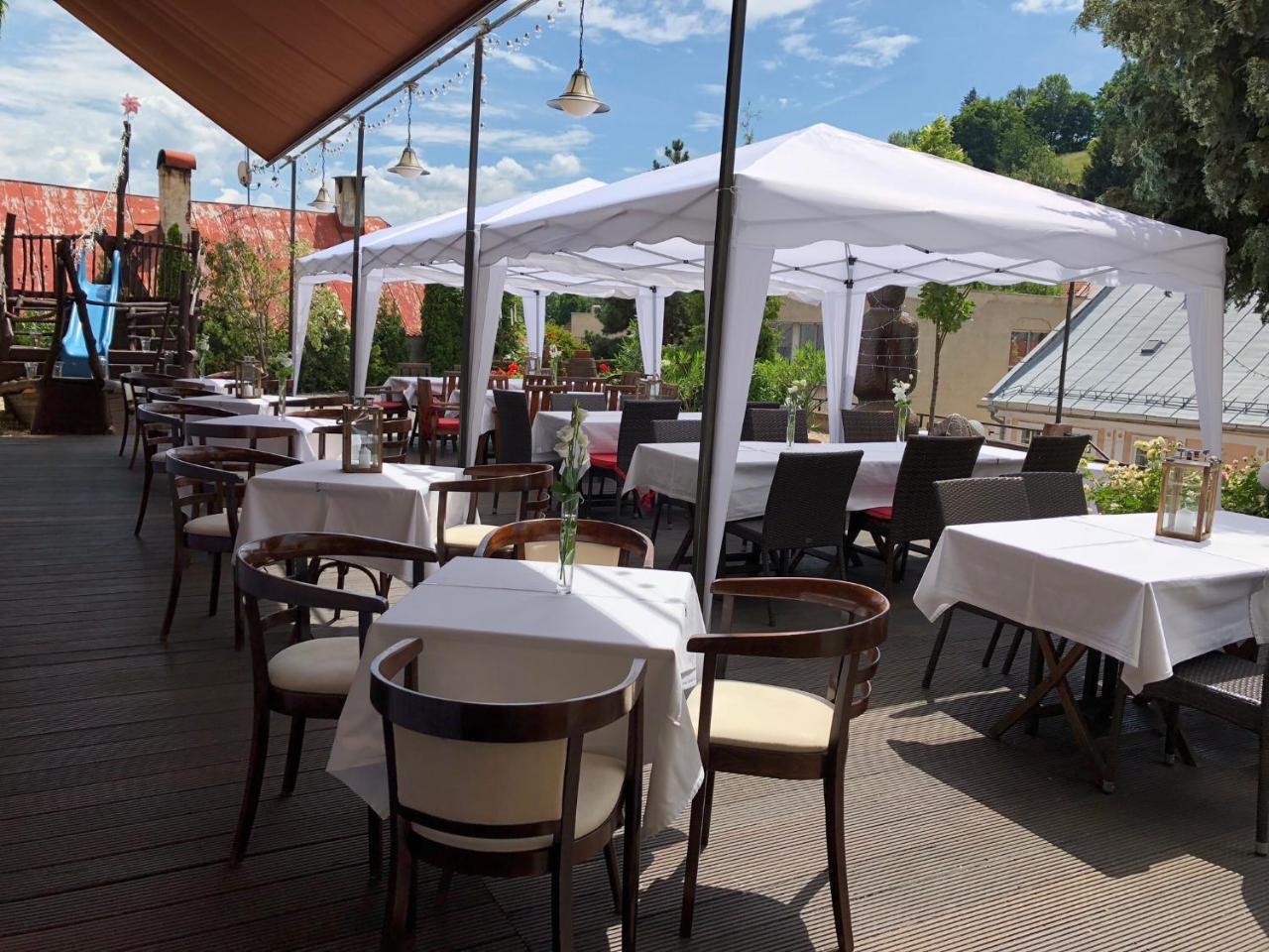 Hotel & Penzion Grand Matej Banska Stiavnica Exterior photo