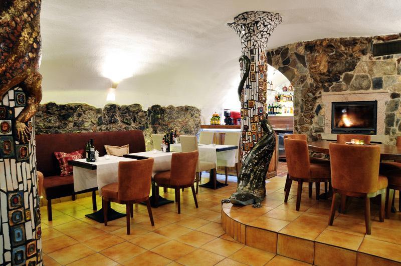 Hotel & Penzion Grand Matej Banska Stiavnica Exterior photo